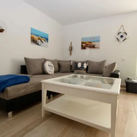 Robby's Island Goehren (Ruegen)